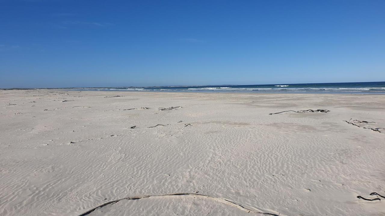 Hotel Stonehouse On Main Struisbaai Esterno foto