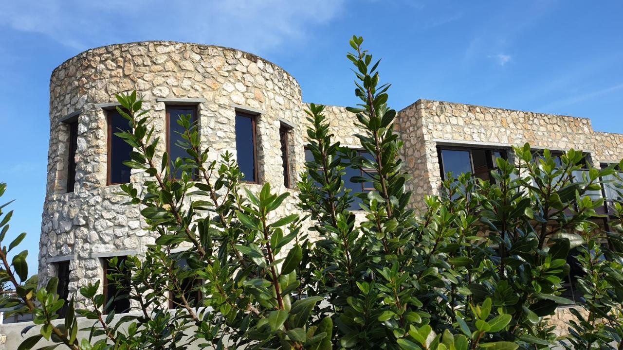 Hotel Stonehouse On Main Struisbaai Esterno foto